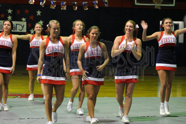 8-28 WA Pep Rally 013.JPG - SCRIVENER D300